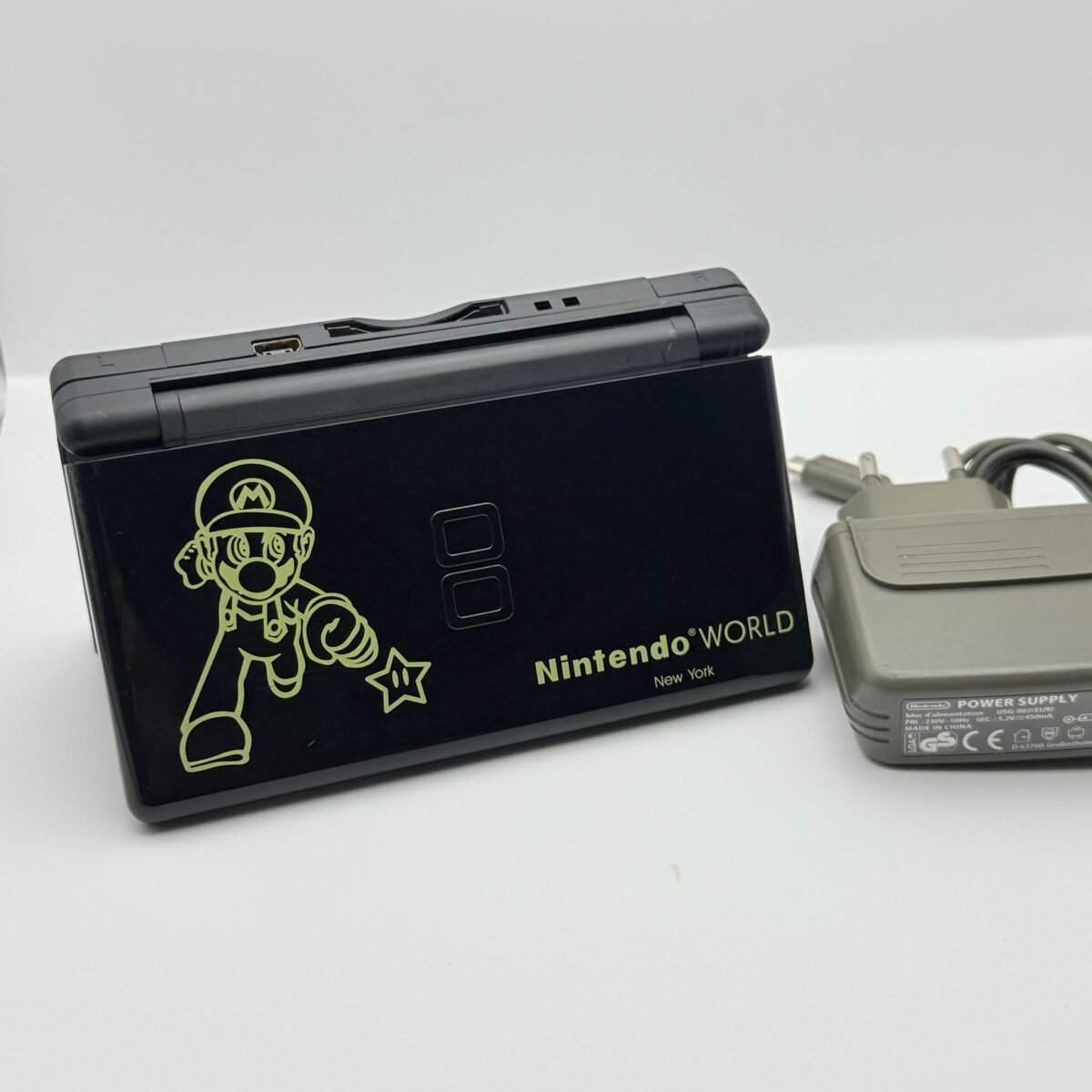 NINTENDO DS LITE - SCOCCA NUOVA REPRO - A TEMA SUPER MARIO + CARICATORE