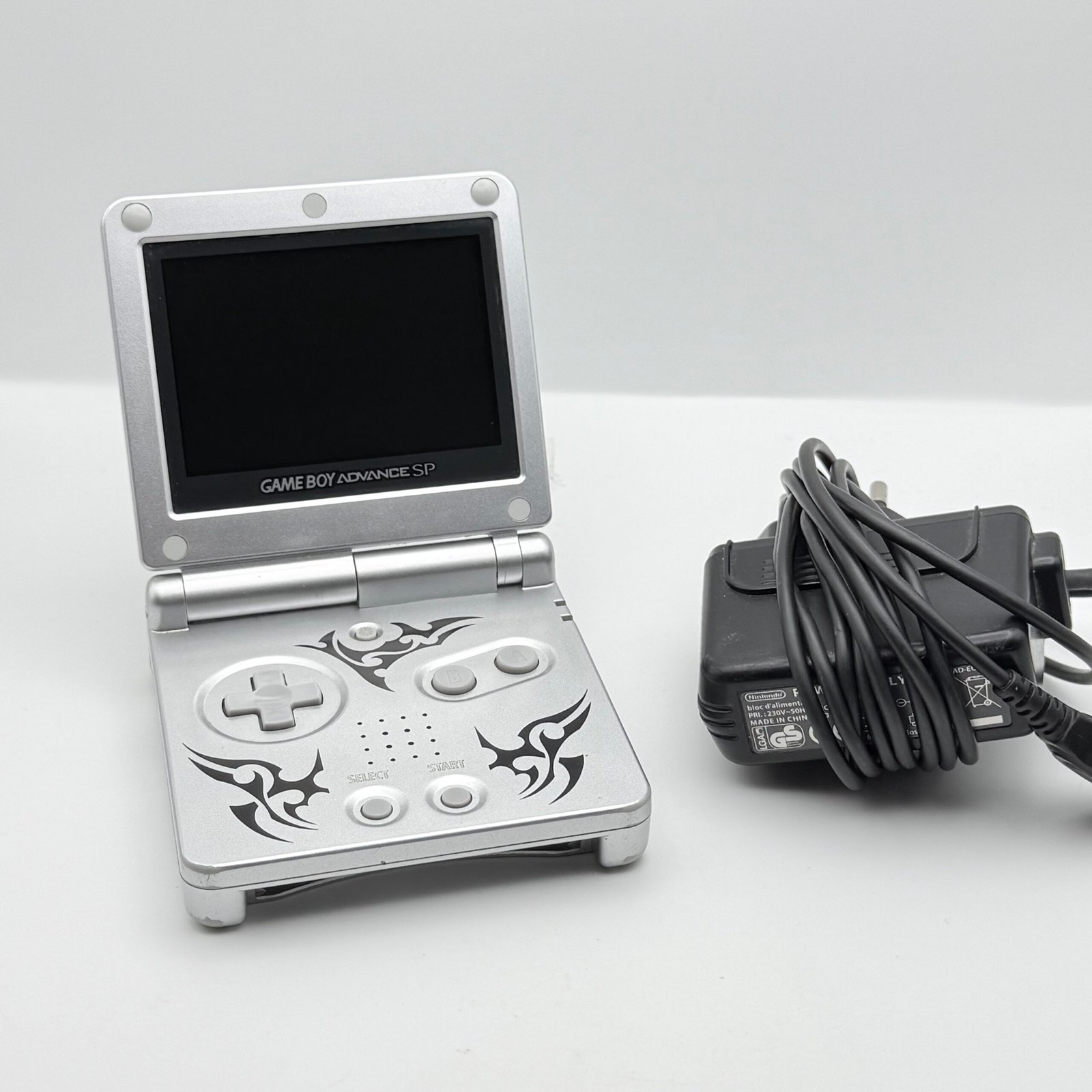 NINTENDO GAME BOY ADVANCE SP AGS 101 !! TRIBAL - 100% ORIGINALE + CARICATORE