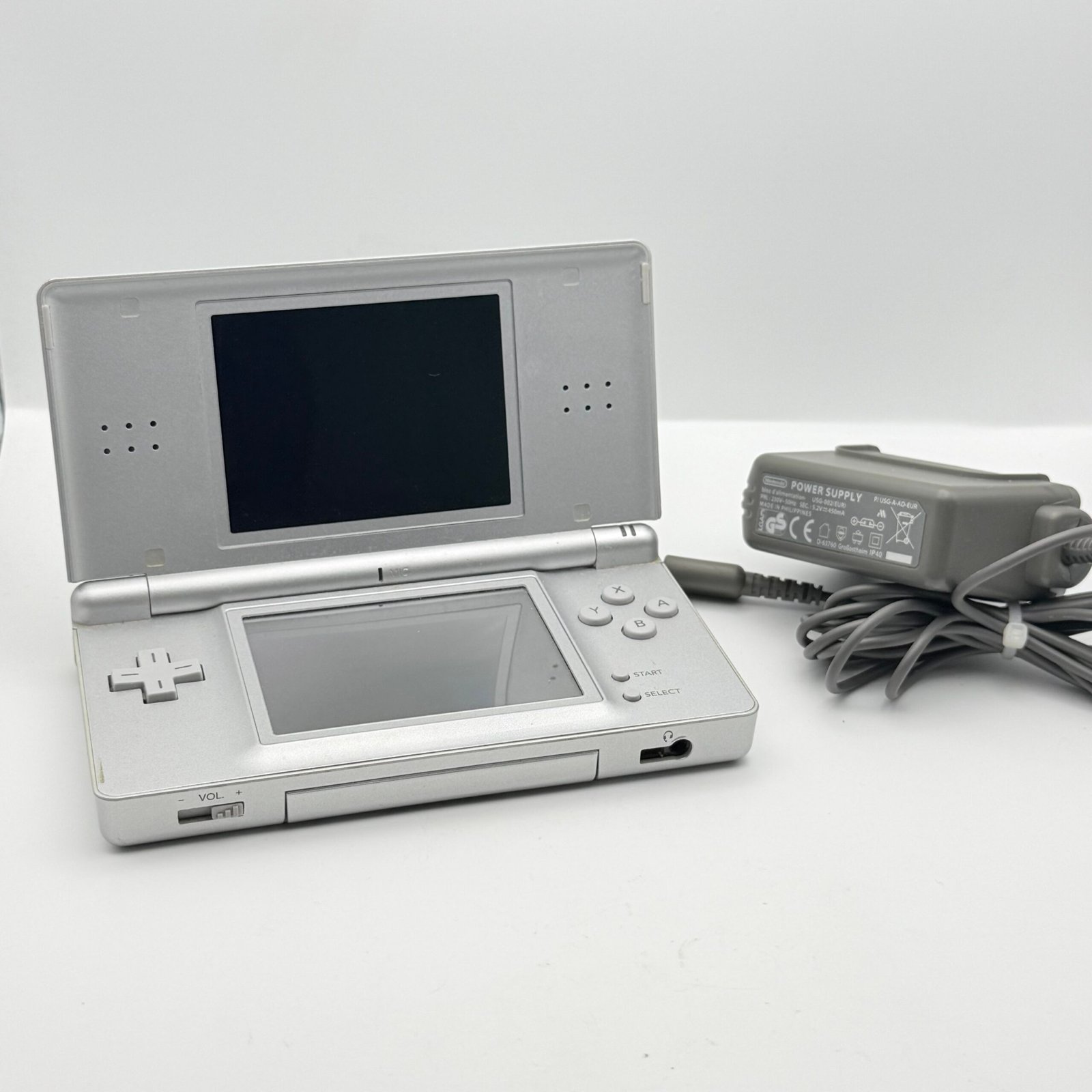 NINTENDO DS LITE GRIGIO- 100% ORIGINALE TESTATO E FUNZIONANTE + CARICATORE
