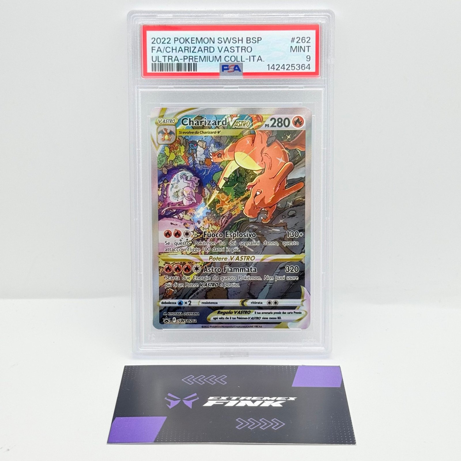 CARTA POKEMON CHARIZARD VASTRO SWSH262 PROMO - UPC SPADA E SCUDO - ITA - PSA 9