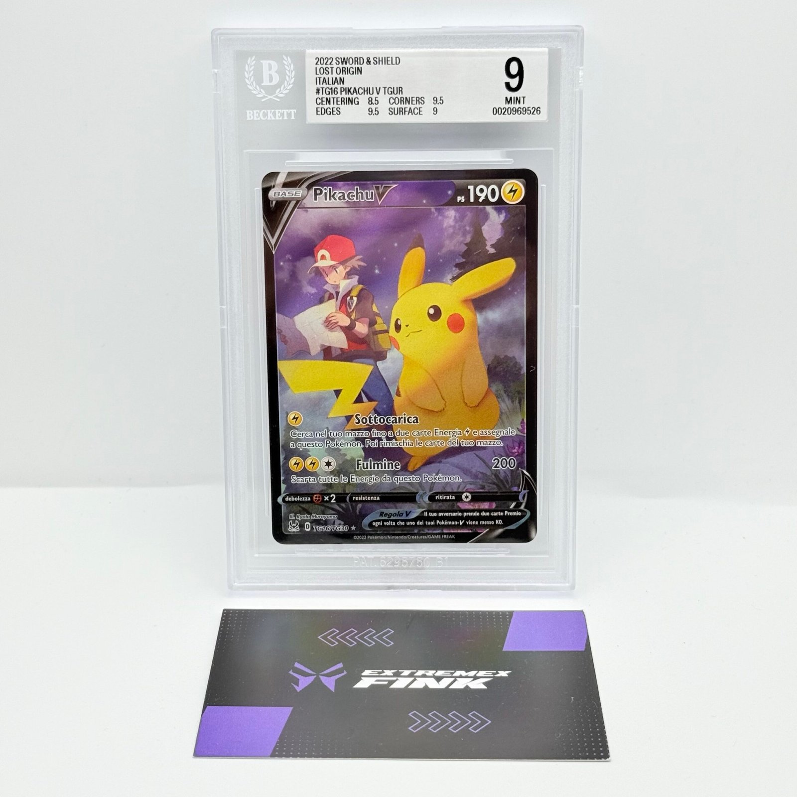CARTA POKEMON PIKACHU V TG16/TG30 ORIGINE PERDUTA ITA - BGS / BECKETT 9